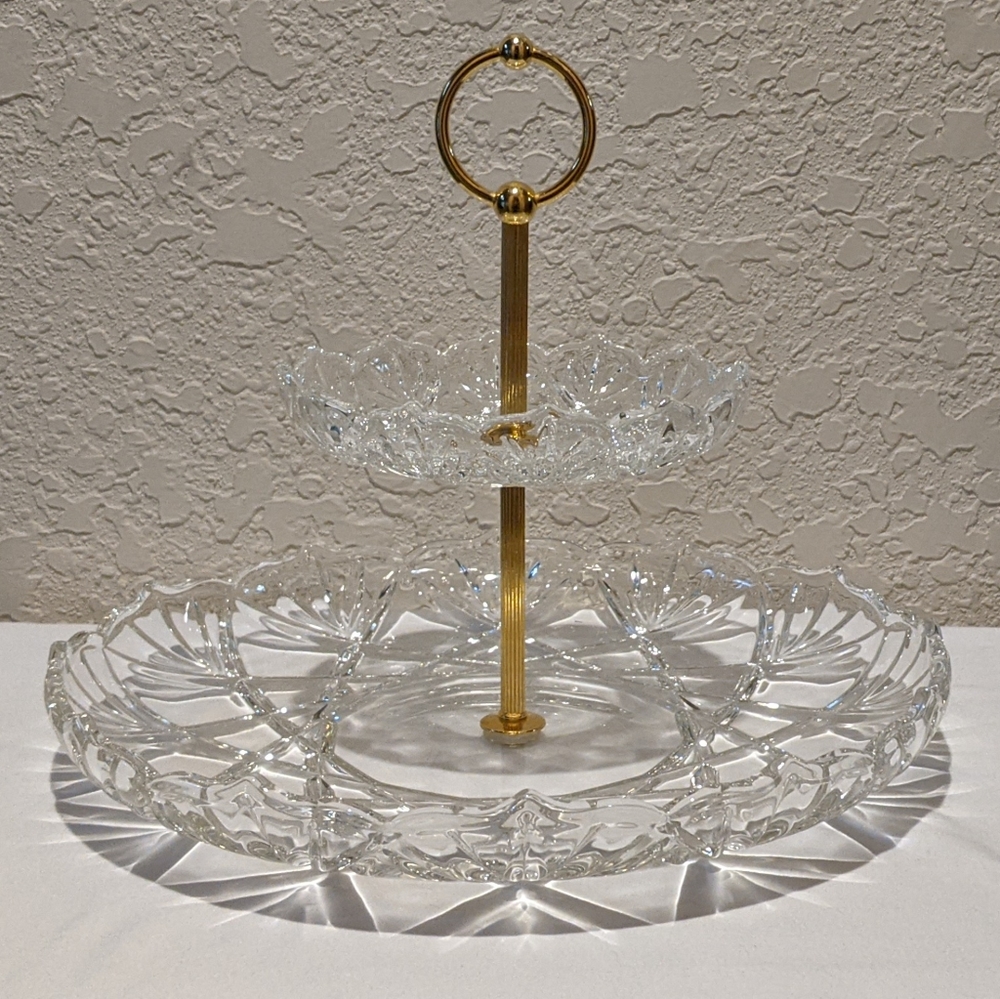 Two-Tiered Serving Piece